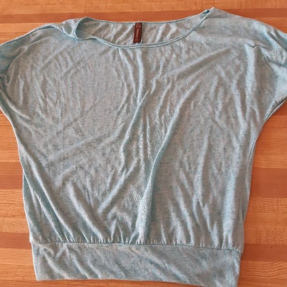 Womans B-Wear Short Dolman Sleeve Top - Picture 1 of 6